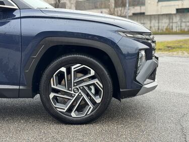 Hyundai Tucson HEV 2025: guarda la gallery del SUV più razionale in commercio 6