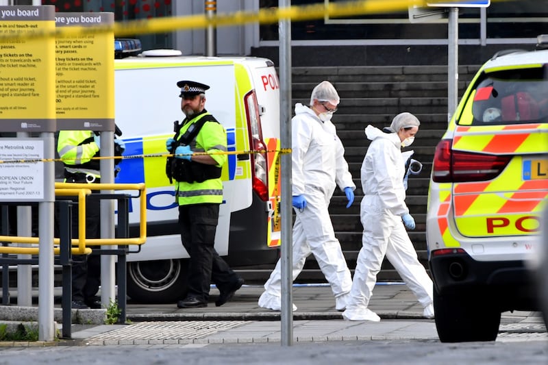 Manchester, accoltellamento al centro commerciale 1