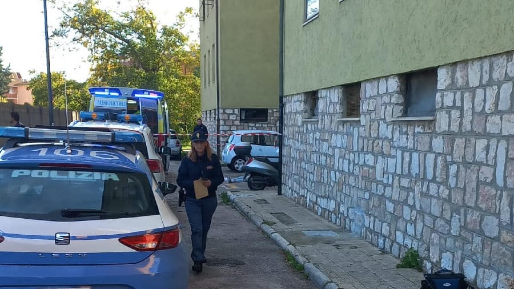 Paura a Grosseto, cadavere di una donna scoperto in strada: si indaga