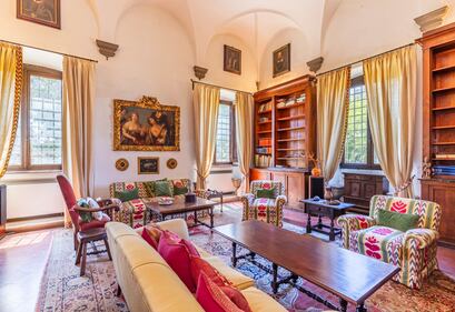 In vendita la villa degli Agnelli tra Firenze e Pisa 10