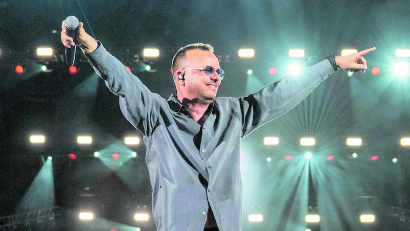 Gigi D’Alessio: “Lo streaming ha creato un mondo falso che inganna”