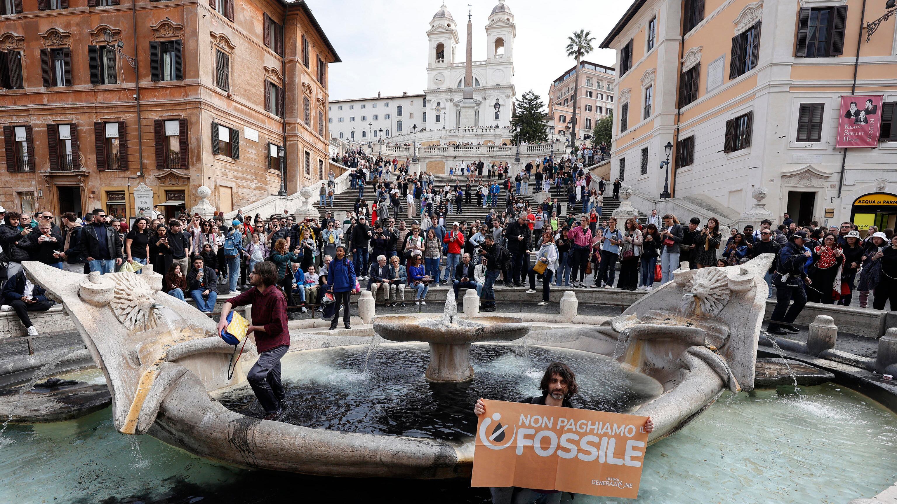 I blitz degli ecovandali? Danni per 300mila euro