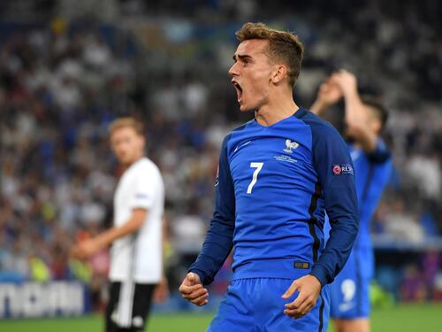 La Francia gode: doppietta di Griezmann e finale raggiunta