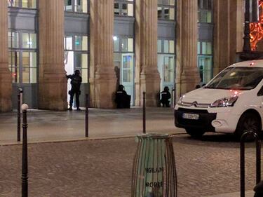 Parigi, evacuata la Gare du Nord 3