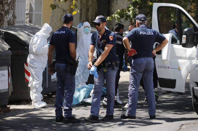 Il corpo di una donna trovato a pezzi tra i rifiuti 1