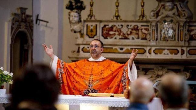 Avellino, il parroco invita i fedeli a non andare a messa se non vaccinati