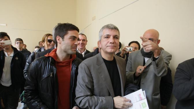 L'indiscrezione: "Luxuria sarà la madrina del figlio di Vendola"