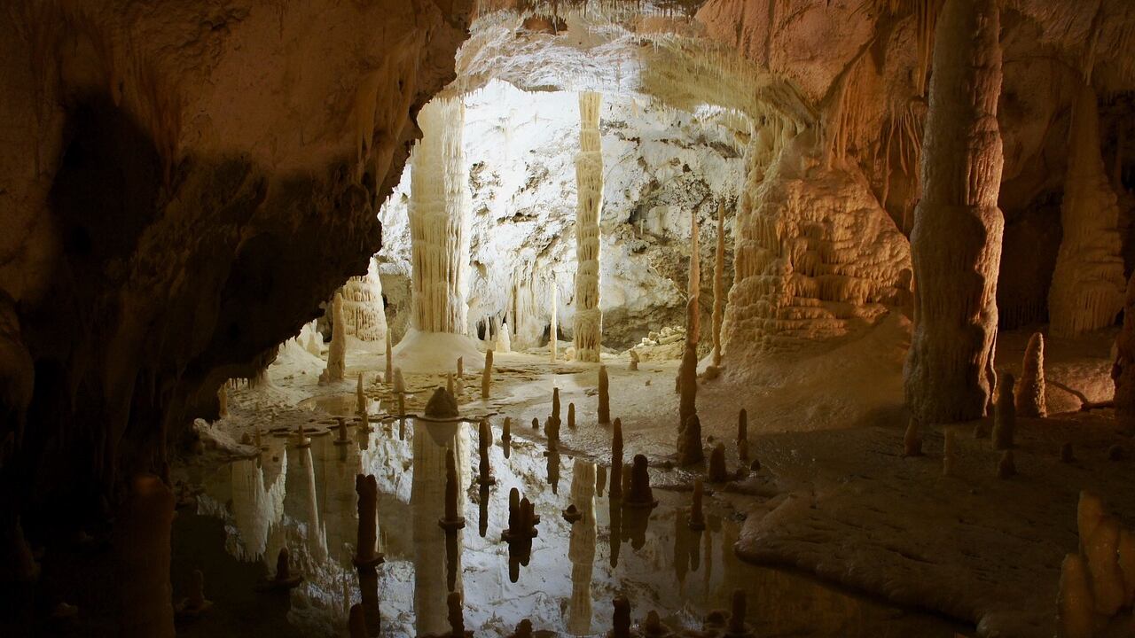 Grotte di Frasassi, le curiosità sulle meraviglie del sottosuolo