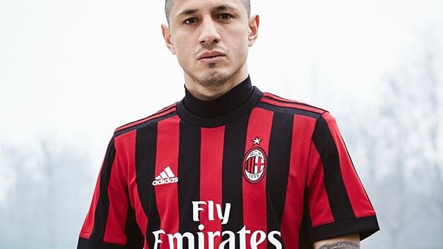 Milan, ecco la nuova maglia: sarà utilizzata domenica contro il Bologna
