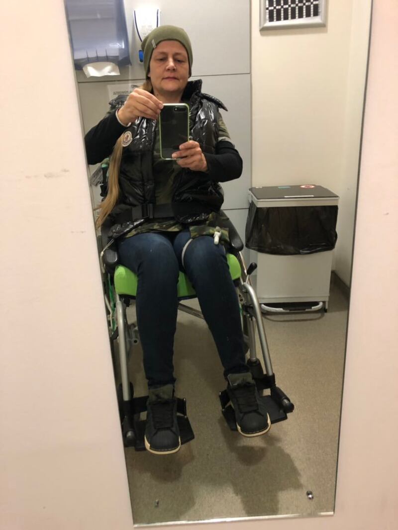 Joanne, invalida dopo il morso della zecca 7