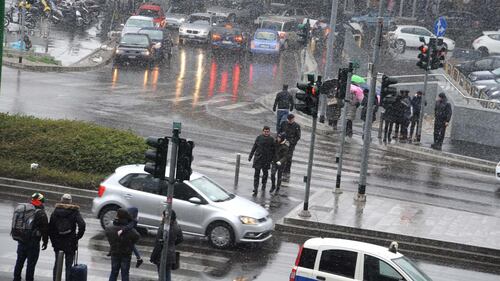 Su Milano è scesa la prima neve 12