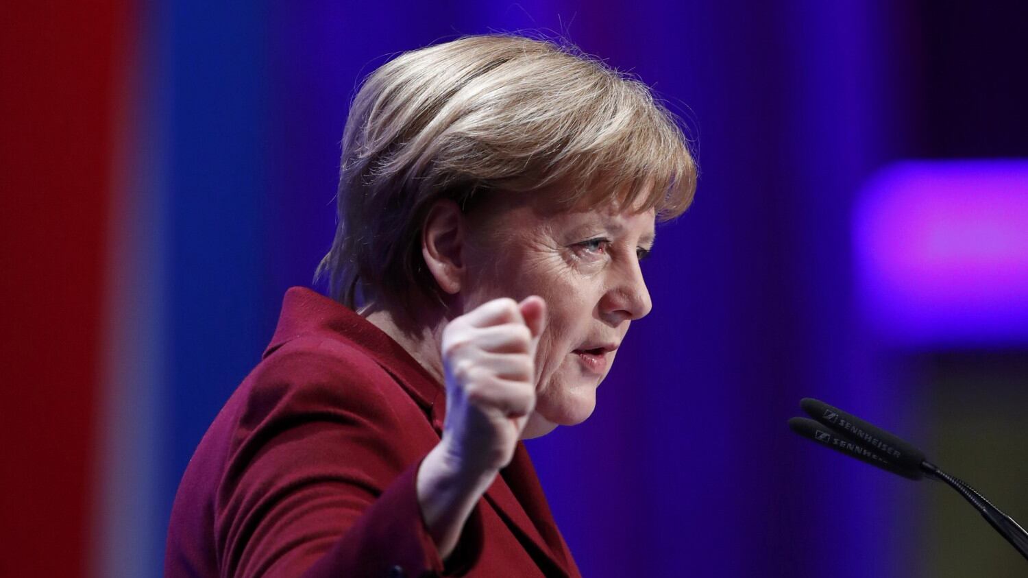 "736mila euro per integrazione". La città porta il conto alla Merkel