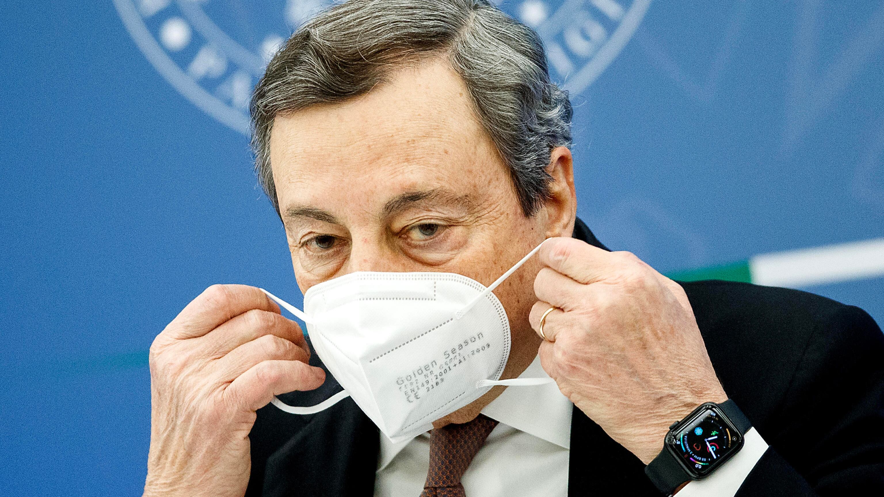 Draghi santo subito, devastata la sede della Lega e l'Anpi: quindi, oggi...