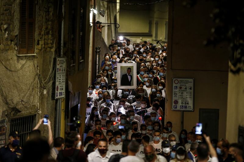 Fiaccolata in ricordo di Willy Monteiro: "Rabbia e vendetta non appartengono a questa comunità" 5