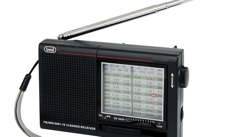 L'esercito delle radioline resiste a sms e tsunami