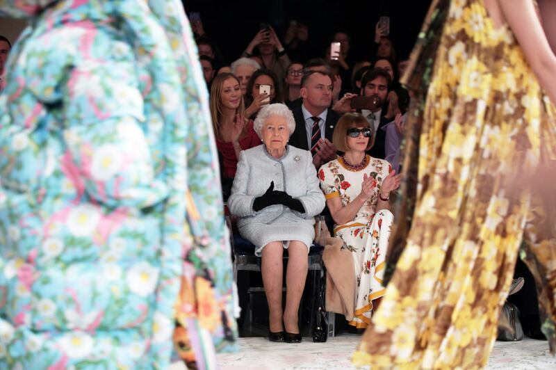 La Regina Elisabetta alla Fashion Week 9