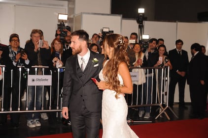 Messi dice sì alla sua Antonella: ecco le foto del lieto evento 20