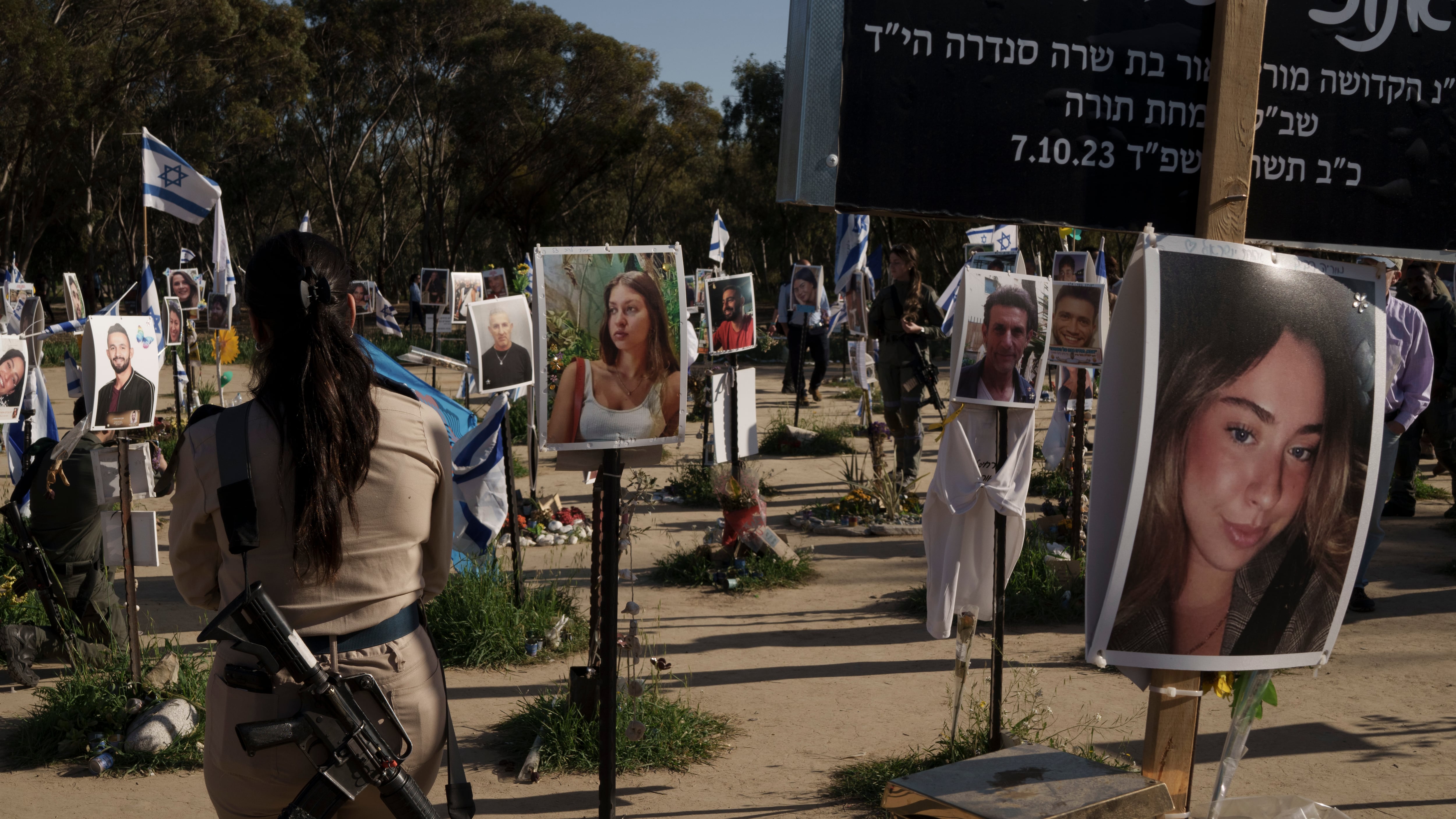 I volontari israeliani: "Hamas? Sono diavoli senza pietà"
