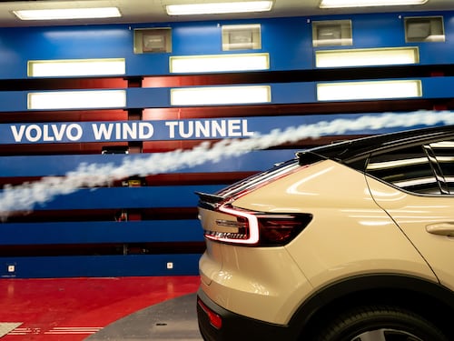 Nel quartier generale di Volvo a Göteborg: battery lab, wind tunnel, aree simulazioni e crash test