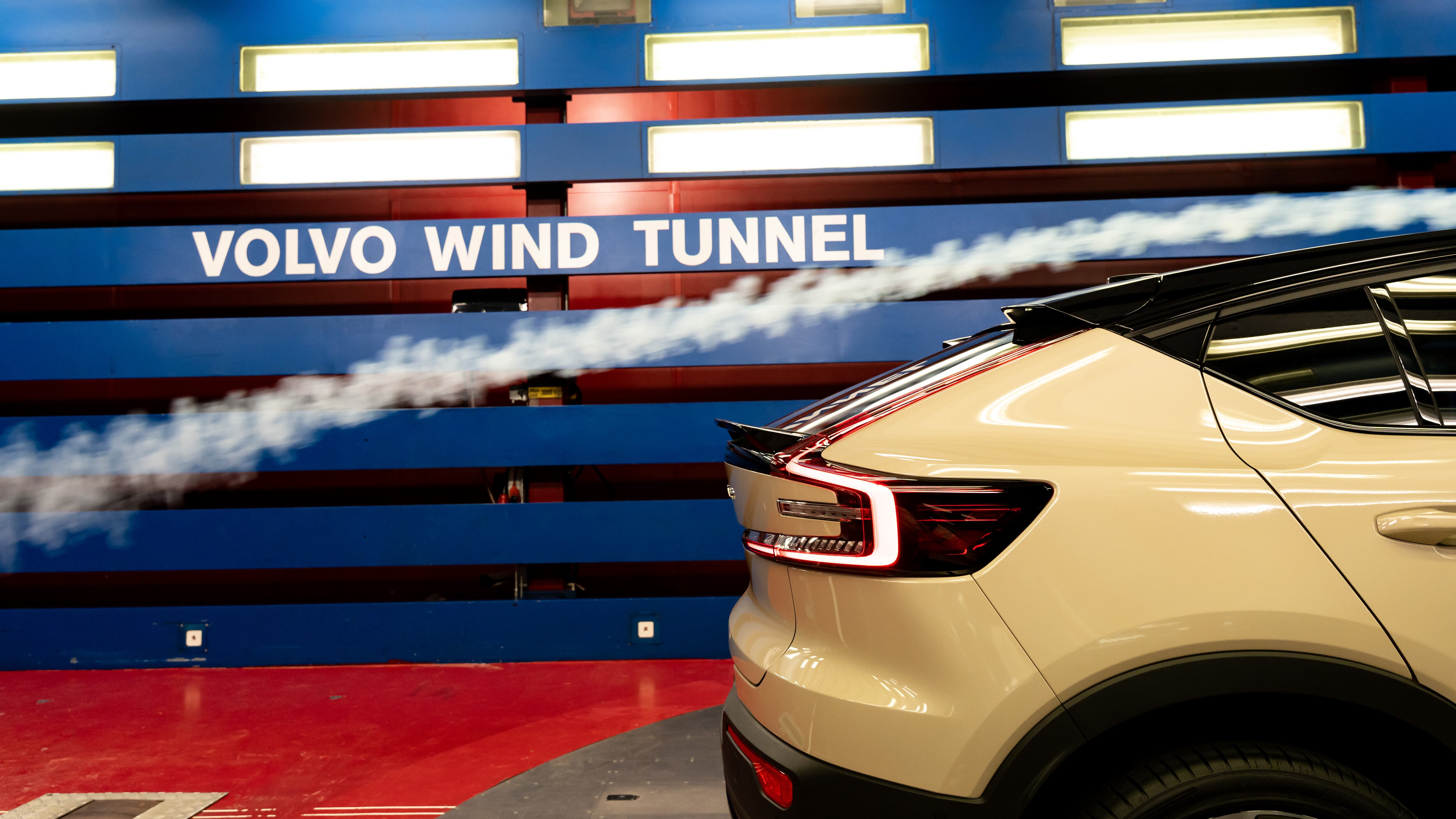 Nel quartier generale di Volvo a Göteborg: battery lab, wind tunnel, aree simulazioni e crash test