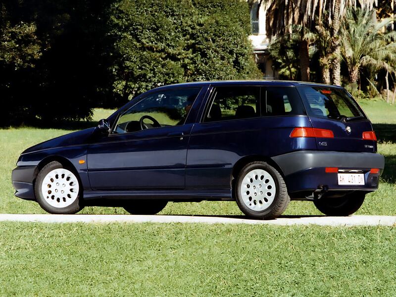 Alfa Romeo 145, guarda la gallery 7