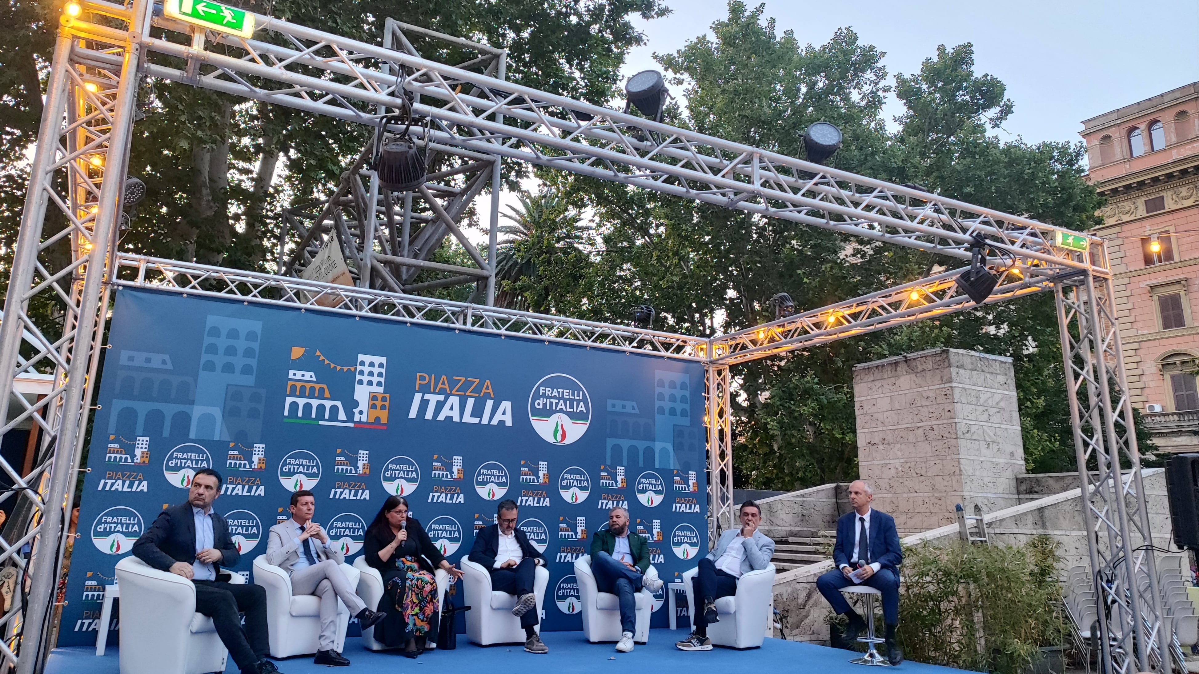 "Via i nostalgici, basta con il clima d'odio verso Gioventù nazionale"