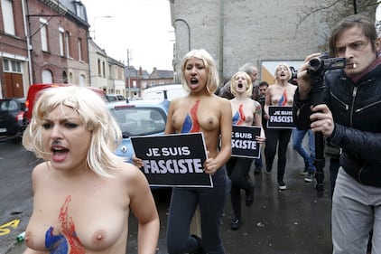Femen nude: le foto delle proteste 10