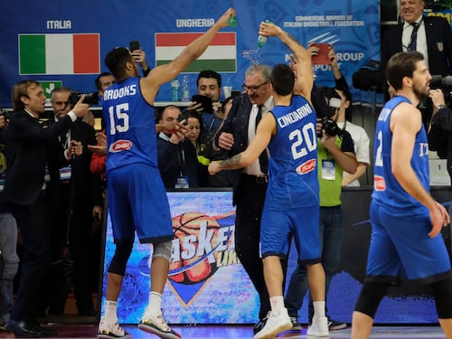 L'Italbasket è da sogno. Battuti i giganti serbi, le Olimpiadi sono realtà