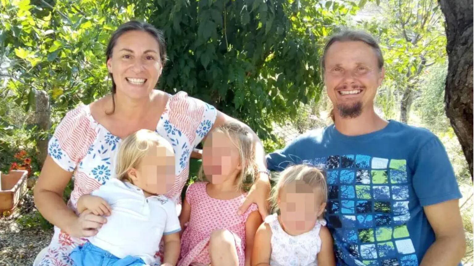 Bambini nel bosco e istruzione parentale: come funziona l’homeschooling in Italia