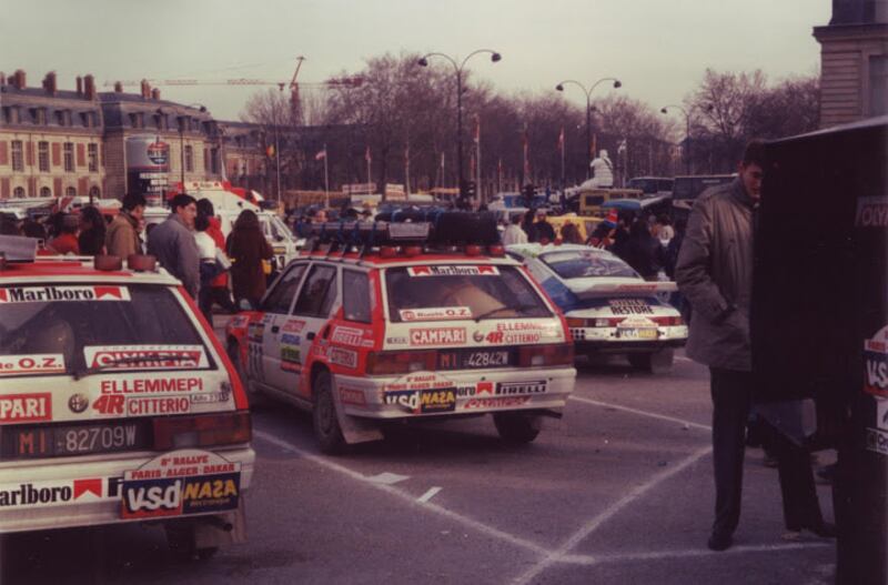 Le Alfa 33 1.5 4x4 al via della Parigi-Dakar 1986