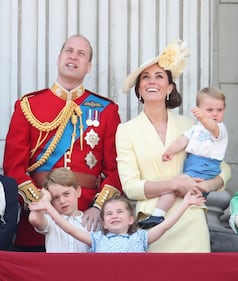 Royal Family, i Cambridge al Trooping the Colour: foto 3