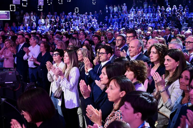Pier Silvio Berlusconi ricorda il padre a un anno dalla scomparsa 5