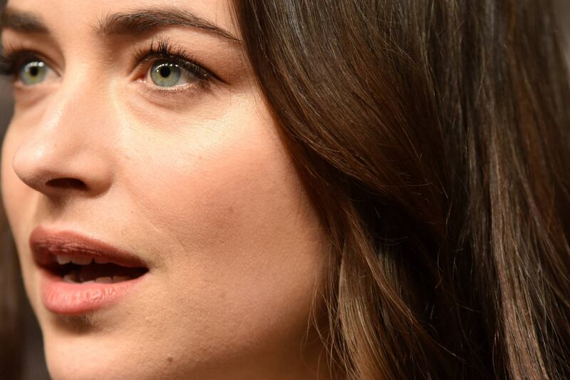 Dakota Johnson hot, sexy per "50 Sfumature di Nero" 42