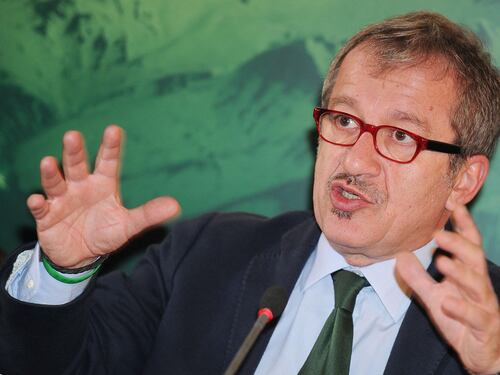 Maroni prepara l'Aventino e si candida per la Regione Lombardia