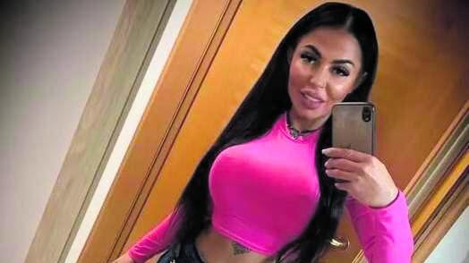 Escort scomparsa, indagata la madre: sa chi l'ha rapita