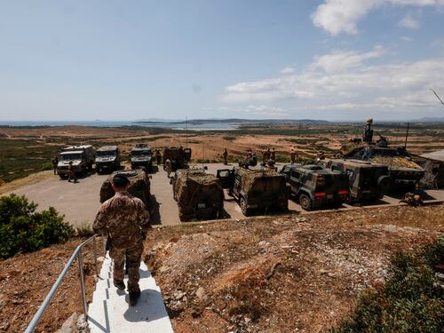 "Vale la libertà di espressione". Militare vince la causa al Tar: reintegrato