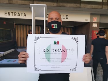 Sanremo: partite iva celebrano funerali delle imprese italiane 13