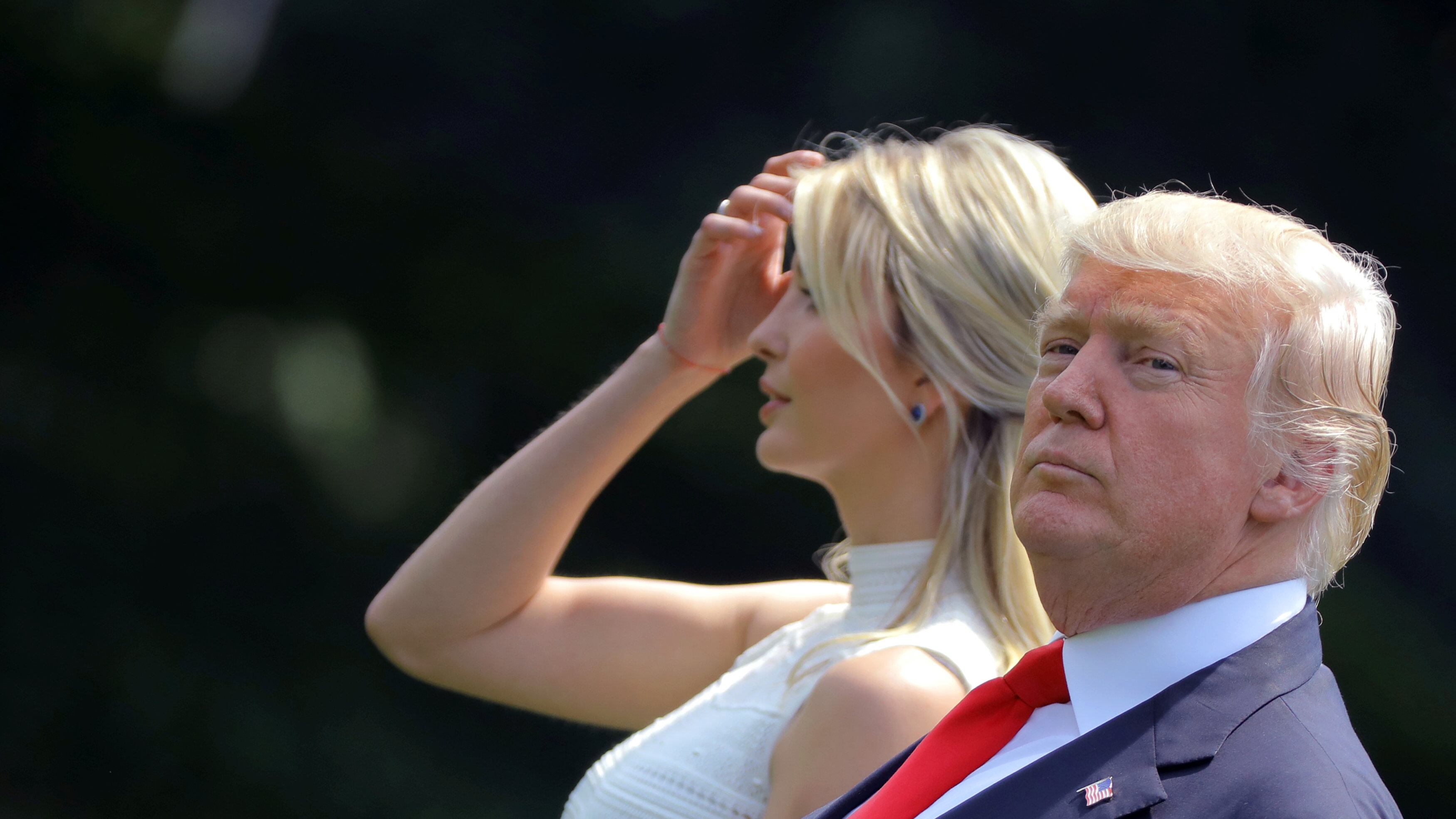 Usa, 190 deputati fanno causa a Trump: denaro da governi esteri