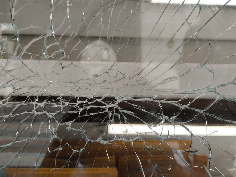 Chiosco in piazza dei Mercanti a Milano preso di mira da vandali e ladri 4