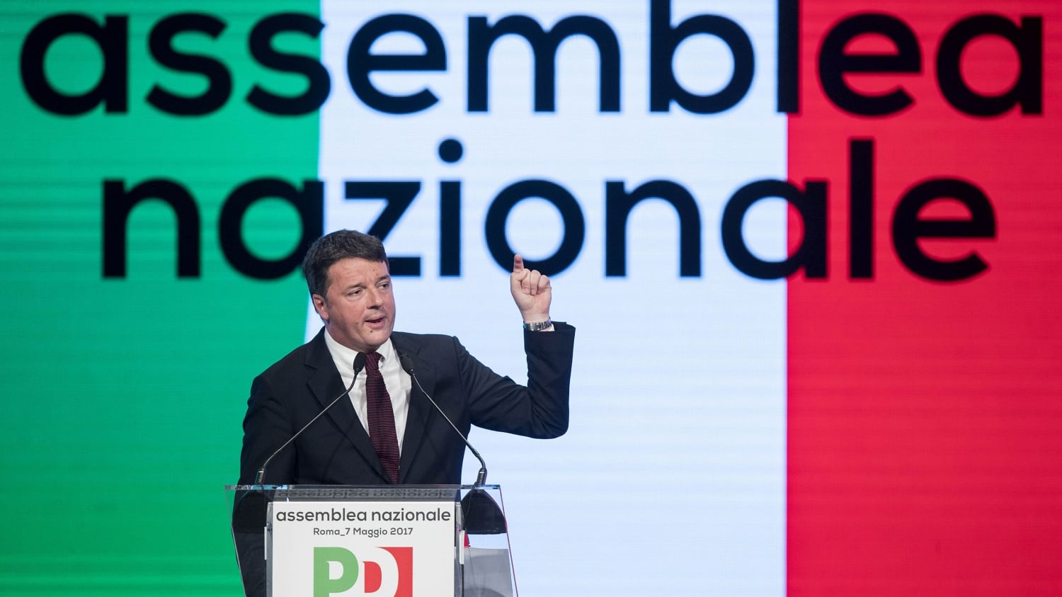 "Sconfitto? Non mi pare": adesso Renzi dà la colpa a Consip e polemiche Pd
