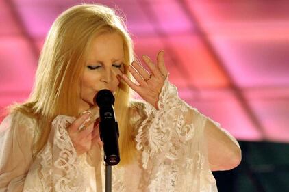 Patty Pravo, icona sexy ieri e oggi 12