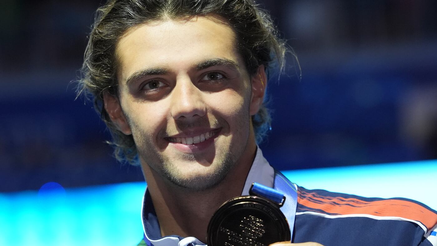 Thomas Ceccon, chi è il sex symbol (single) che ha vinto il bronzo: "Ho scoperto un tradimento sui social e sono andato in terapia"
