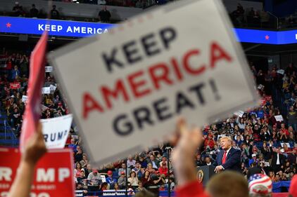Il presidente Trump in campagna elettorale a Lexington 5