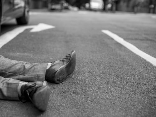 Investe e uccide un prof: era positivo a cannabis
