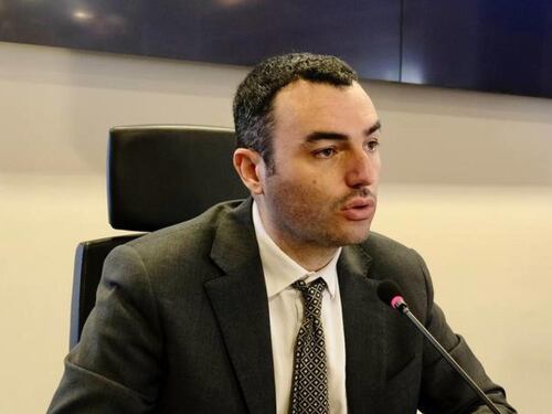 "Scelta dura e dolorosa". Si dimette da assessore allo Sviluppo della Puglia