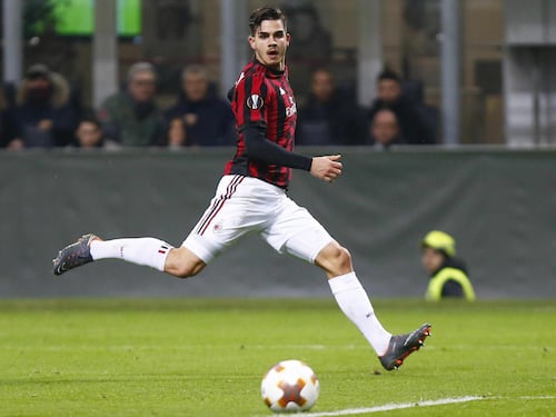 Milan, che botta: salta la cessione di Andrè Silva al Monaco?