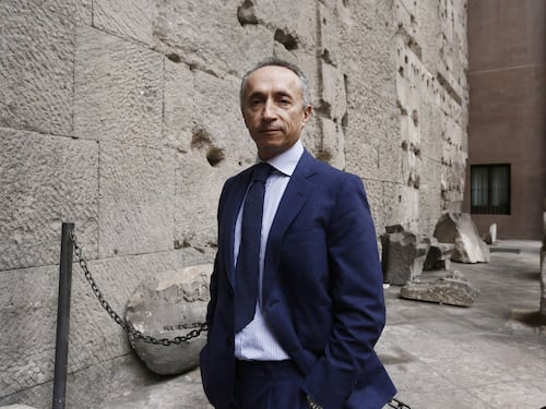 Scacco cinese a Ferretti. Il D-Day nell'assemblea