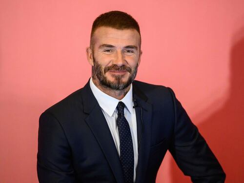 David Beckham, dove sono finiti i capelli?