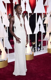 L'abito di Lupita Nyong'o con 6mila perle 3