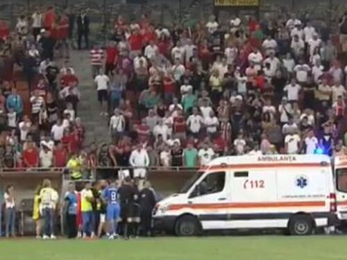 Dinamo Bucarest, choc in campo: infarto per l'allenatore Neagoe
